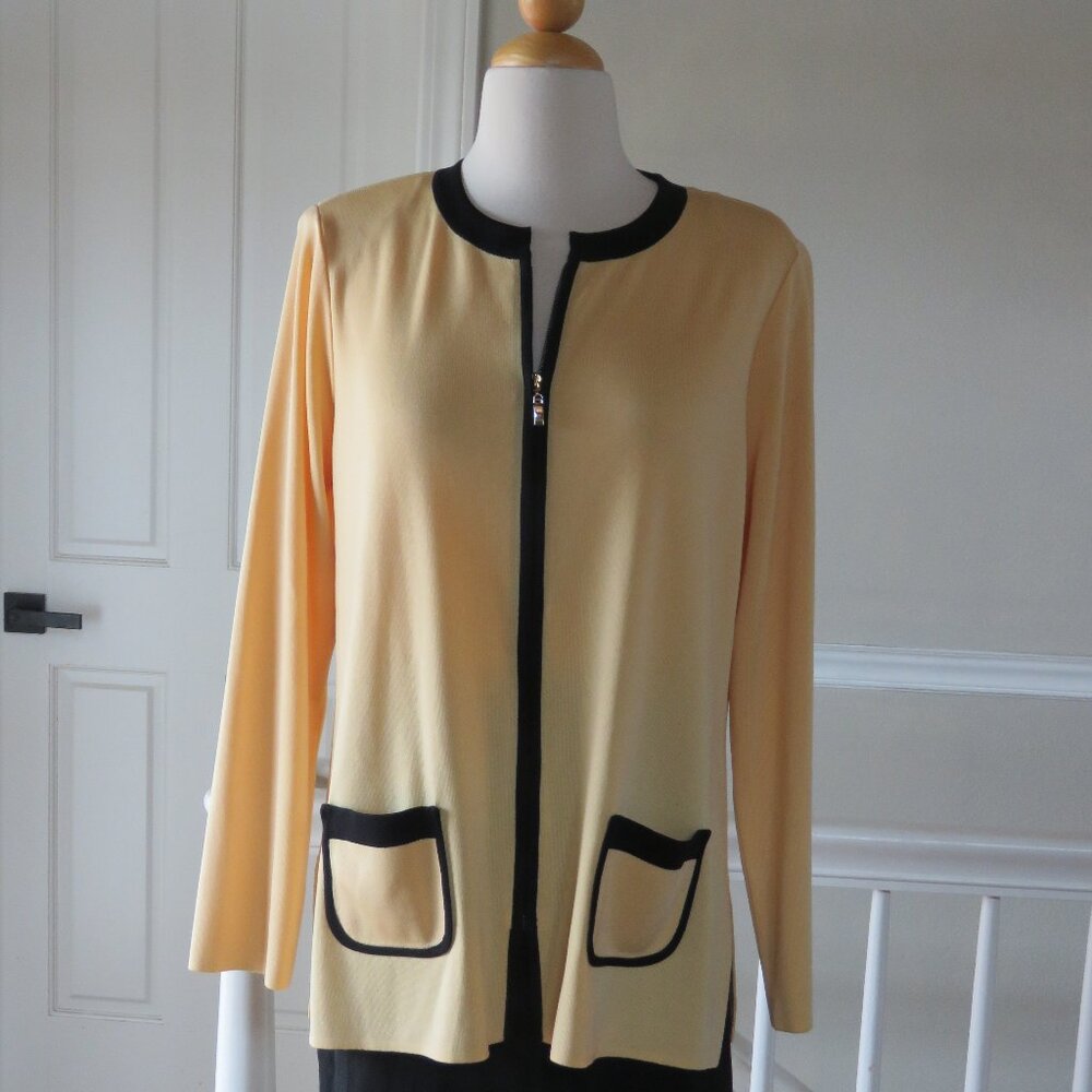 Exclusively Misook Size Small Light Yellow Black Trim Long Sleeve Zip Up Sweater